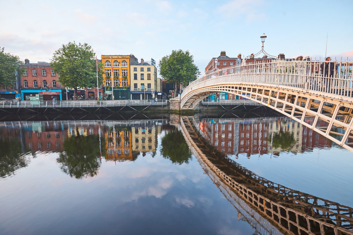 Dublin Liffey Ha'penny Bridge